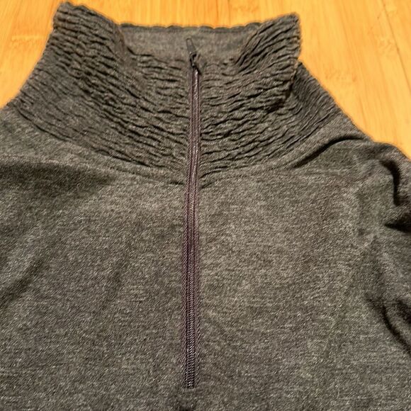Nils 1/4 zip top - Picture 5 of 5
